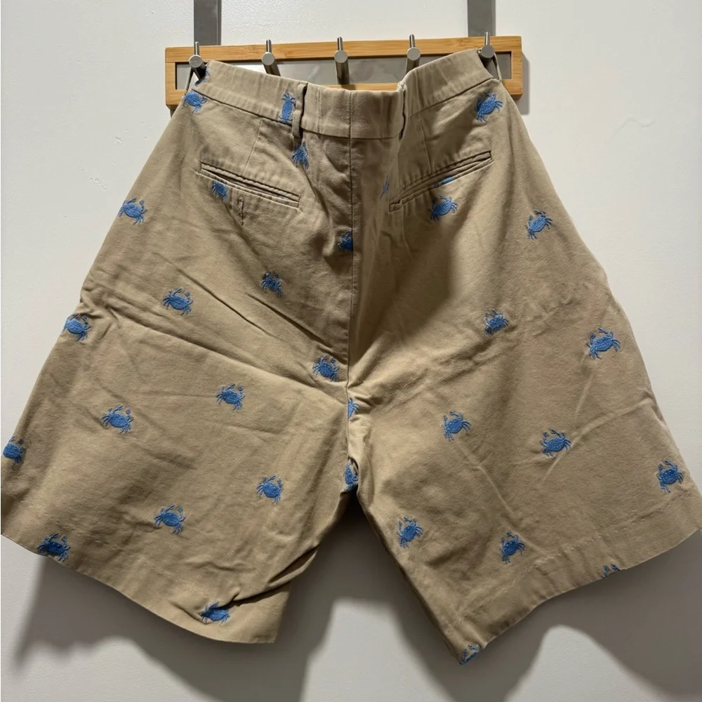 J. McLaughlin Beige Shorts with Blue Crab Embroidery - Picture 3 of 4